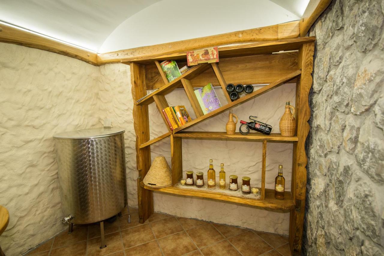Vineyard Cottage Vina In Medu Trebelno Экстерьер фото