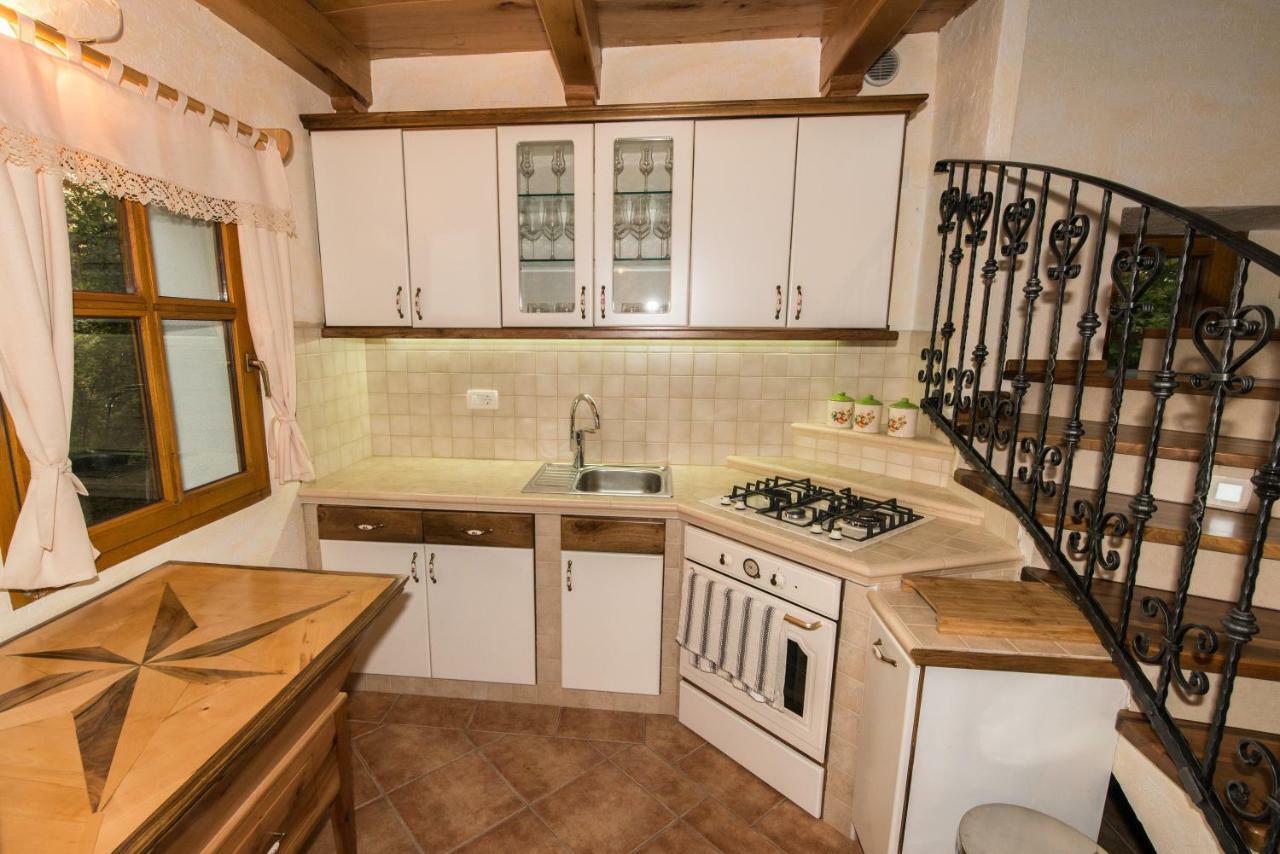 Vineyard Cottage Vina In Medu Trebelno Экстерьер фото