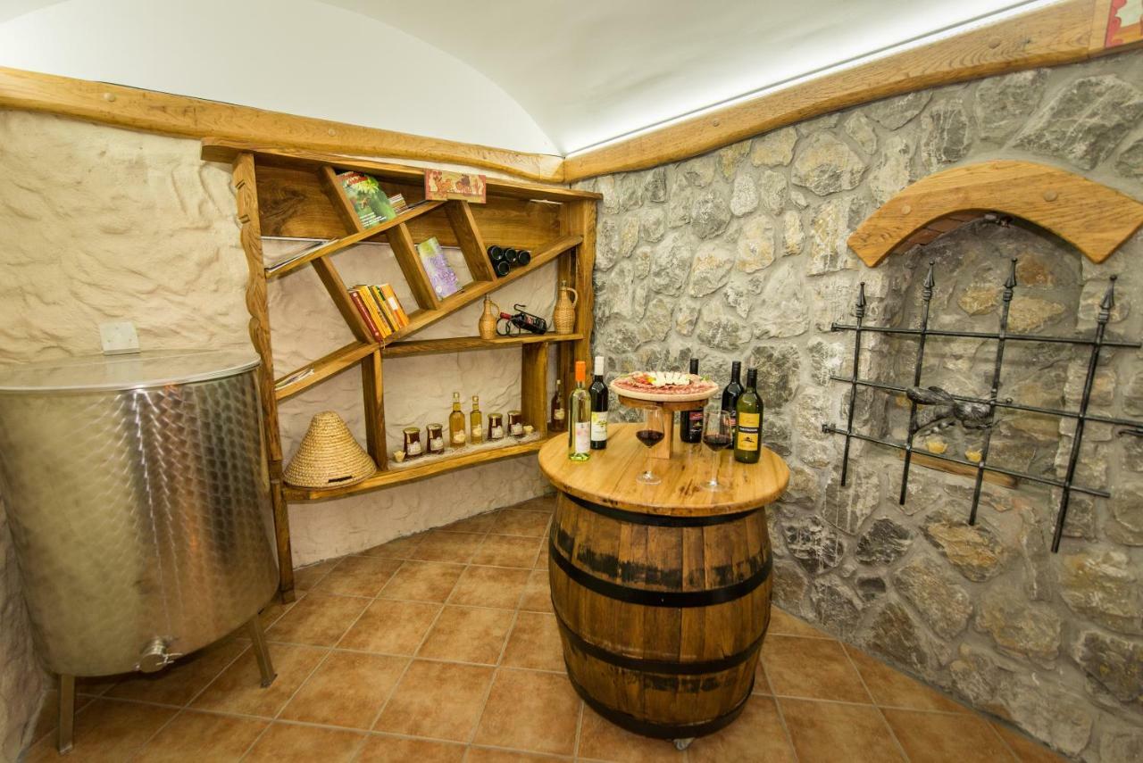 Vineyard Cottage Vina In Medu Trebelno Экстерьер фото